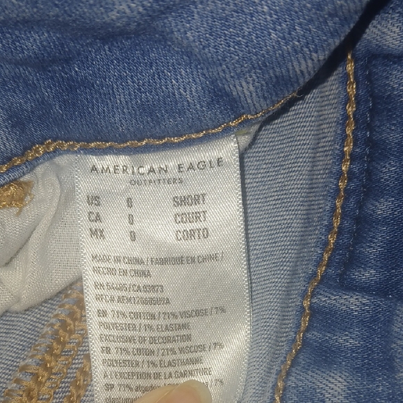 American Eagle Outfitters Skinny Blue Jeans with Distressed Detailing - Picture 3 of 4